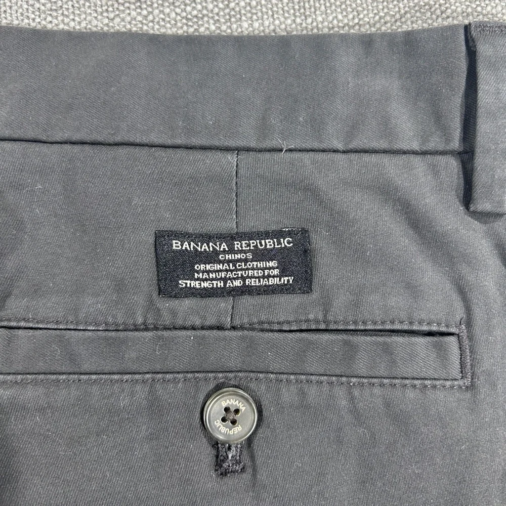 Banana Republic Mason Chino Mens 33x30 Grey Excellent Athletic Tapered Pants
